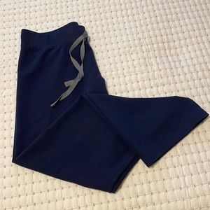 Navy Figs - Livingston Basic Scrub Pant - Size Small Petite
